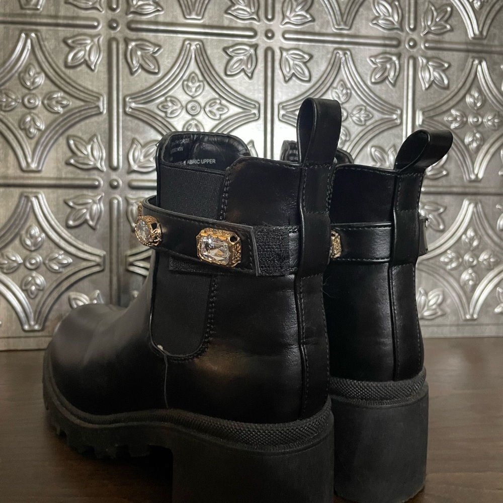 Black Platform Embellished Boots - Picture 4 of 7